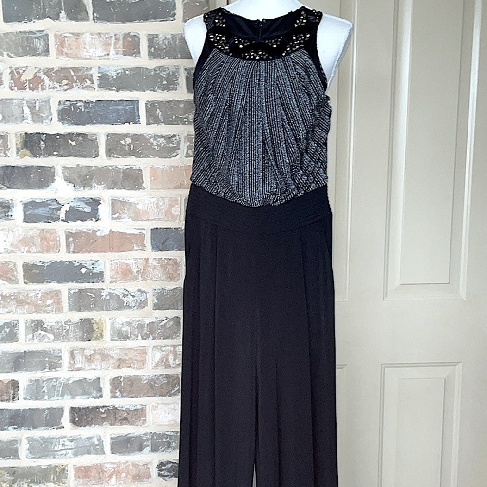Sangria Black and Silver Dressy Halter Jumpsuit Size 6